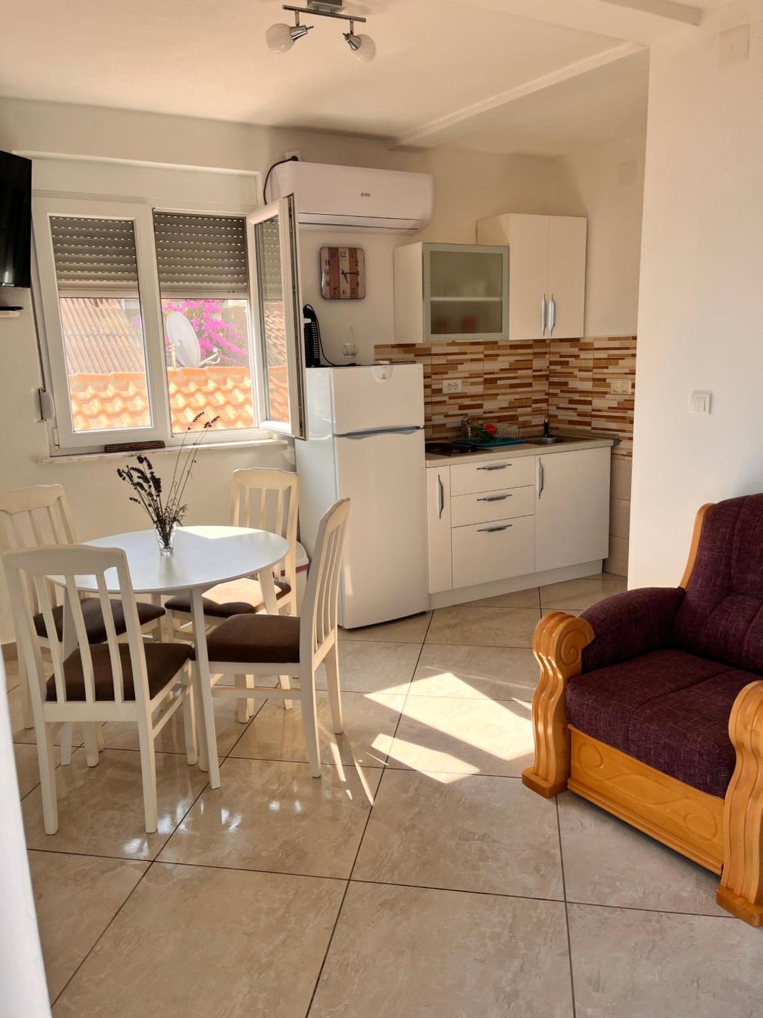 Apartments Apartmani Bojana Utjeha Dış mekan fotoğraf